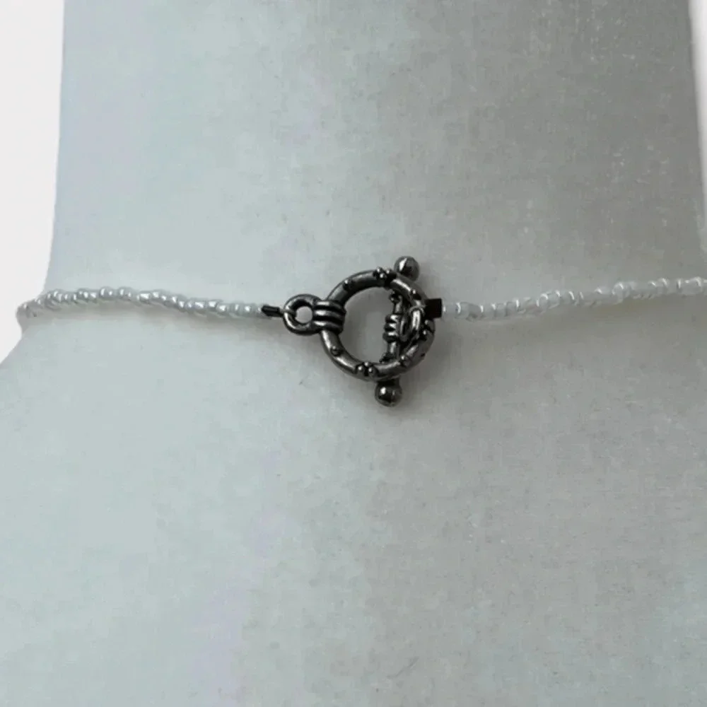 Beautiful seed bead wire necklace with Blue Center Bead and Metal 24 inch length - Picture 4 of 6